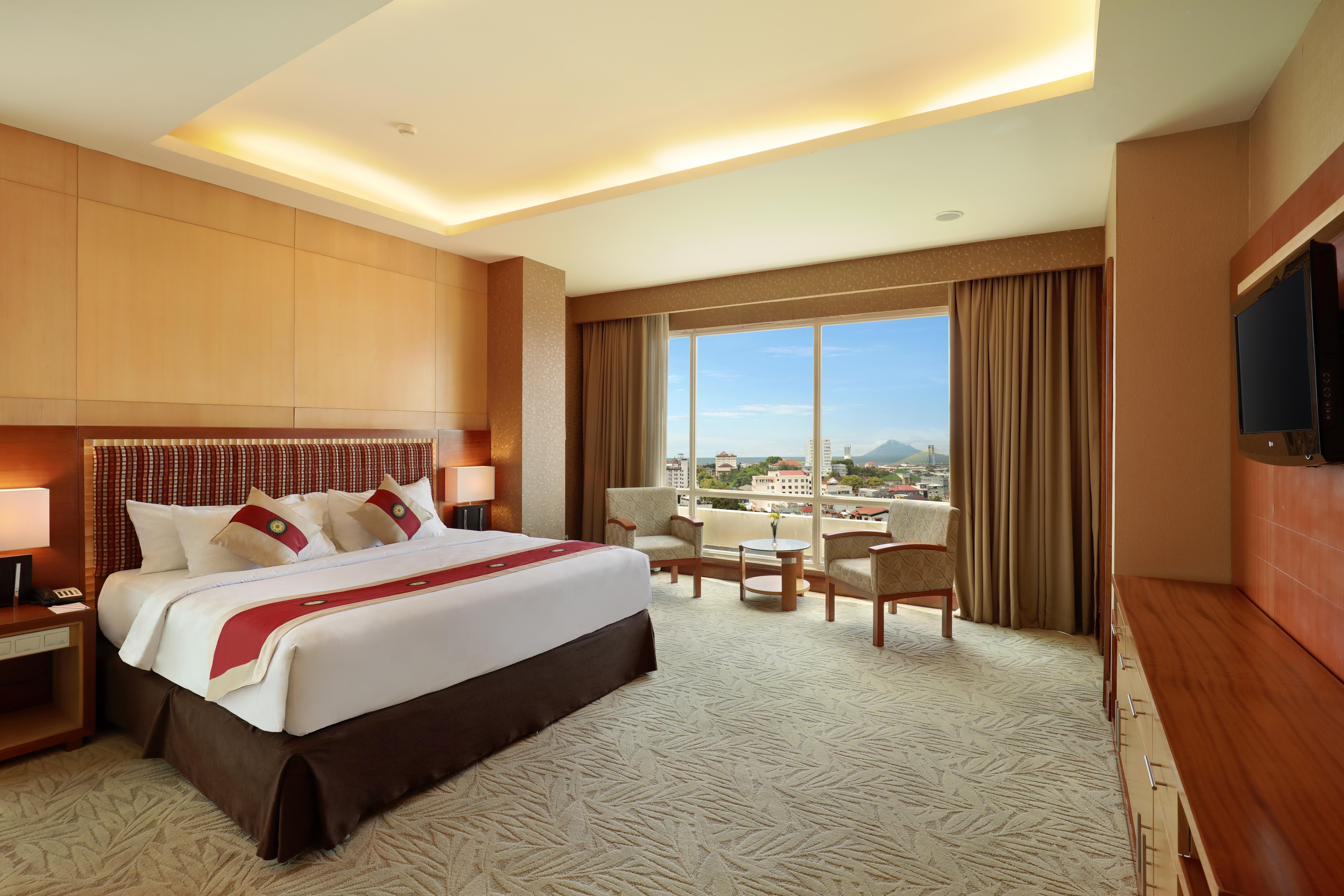 Swiss-Belhotel Maleosan Manado Exterior foto